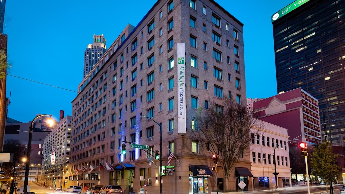 Holiday Inn Express & Suites Atlanta Downtown by IHG
