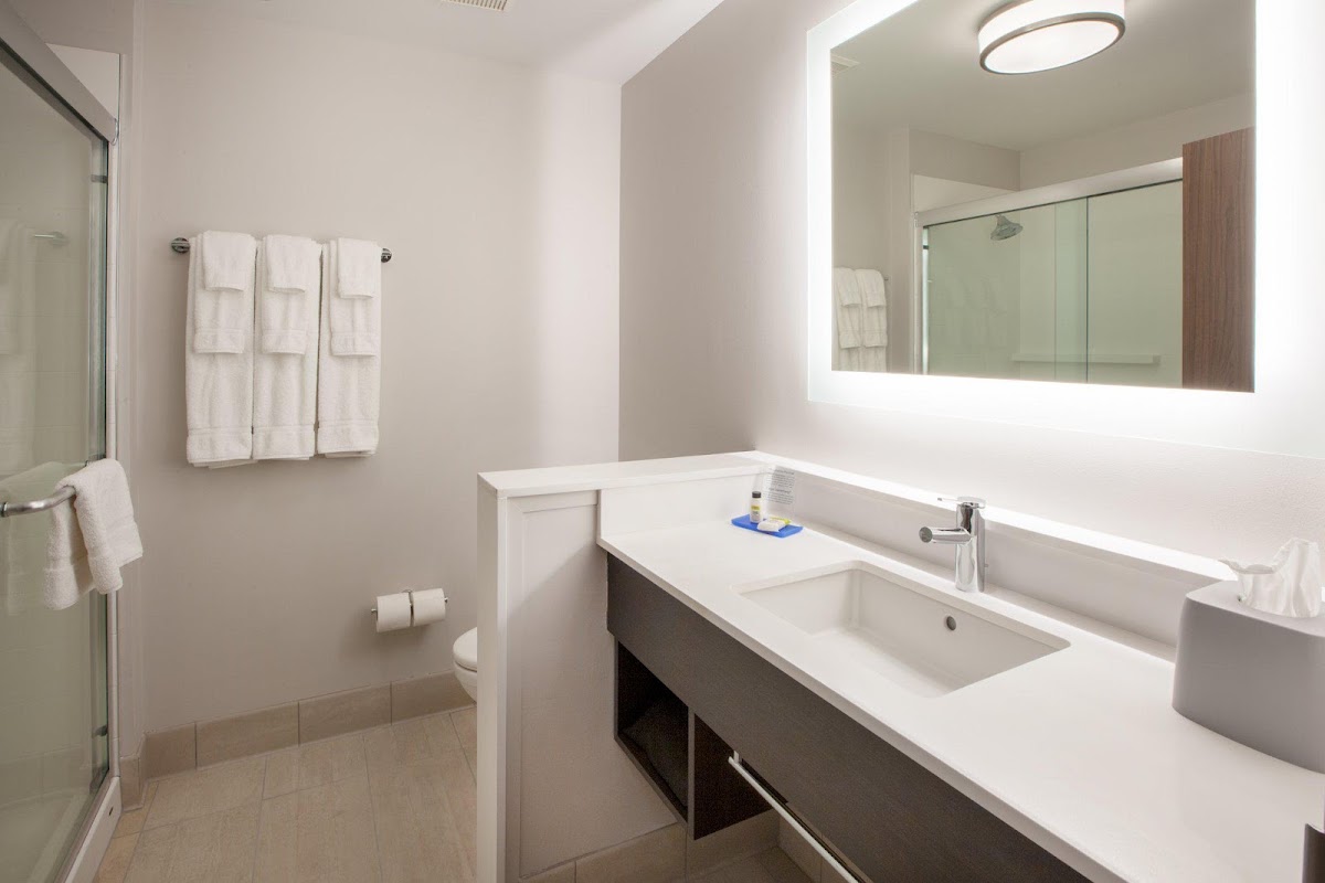 Holiday Inn Express Jamaica - Jfk Airtrain - Nyc by IHG