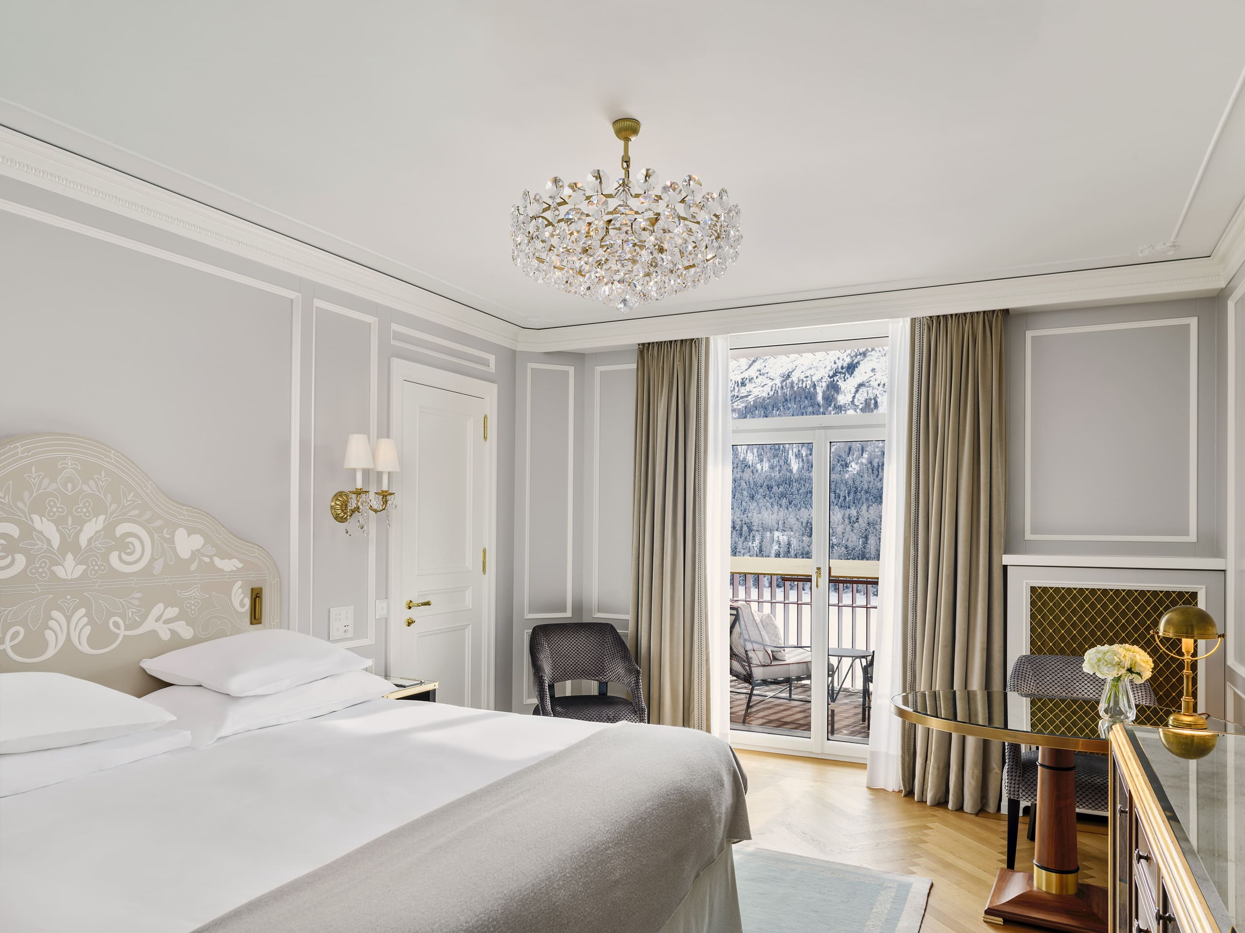 Badrutt's Palace Hotel — Lake View with Balcony